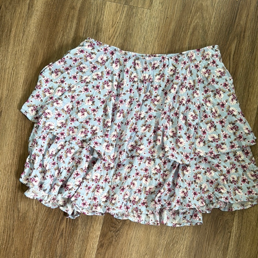 Zara Floral Ruffle skort  - xs